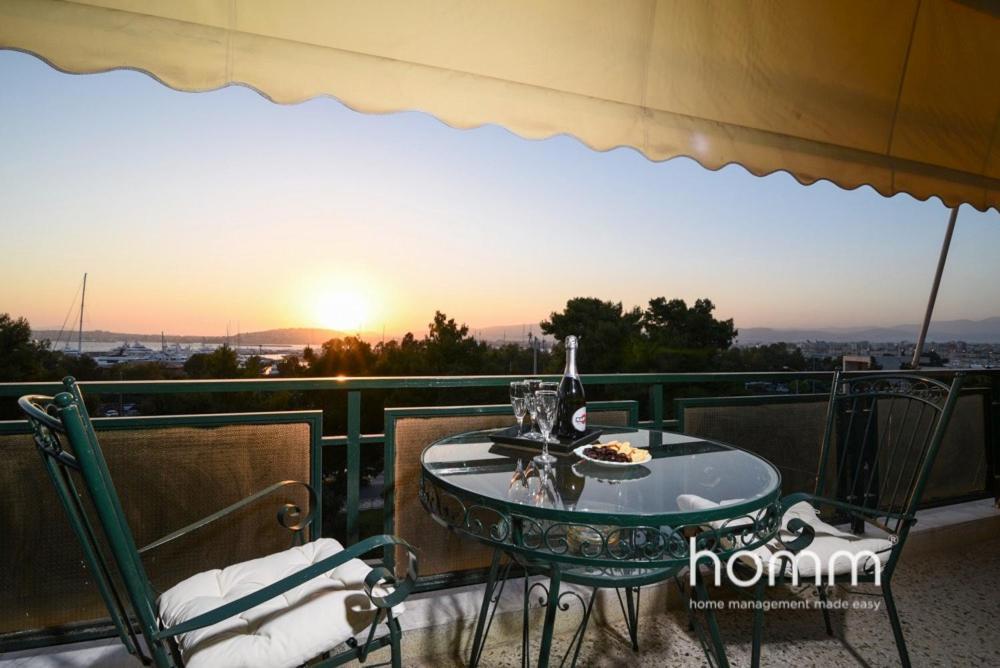 Appartement 95M² Homm Spectacular Flisvos Marina Sea View Flat à Athènes Extérieur photo